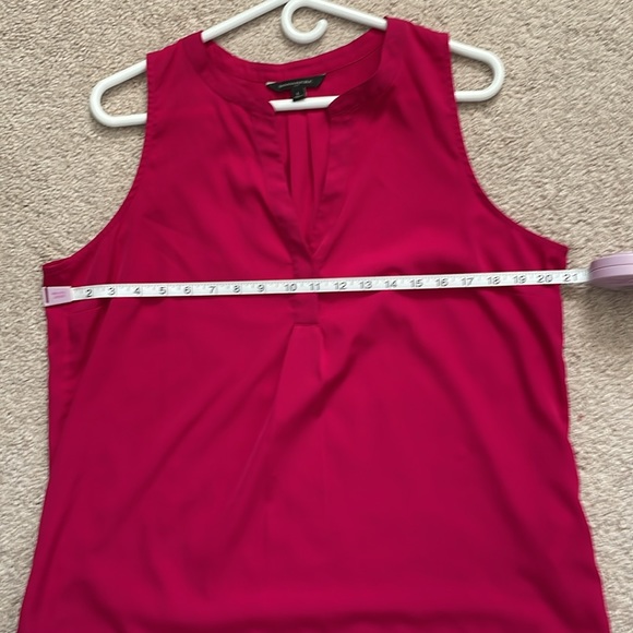 Banana Republic Top - Picture 4 of 6